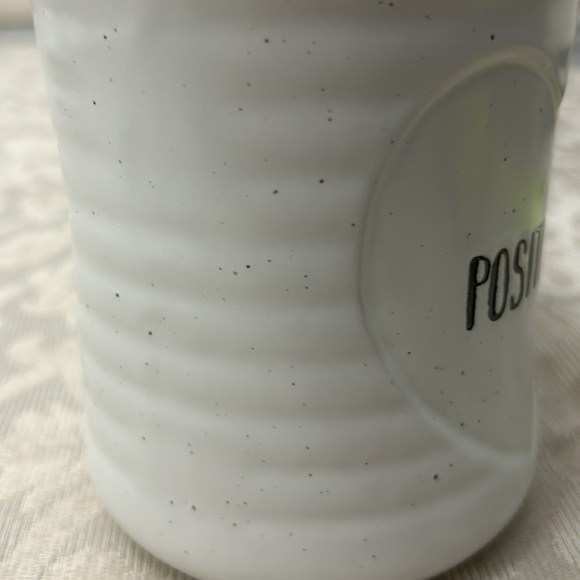 Heartland Hive Positivity Mug Coffee Cup. Green and White. - Picture 7 of 7